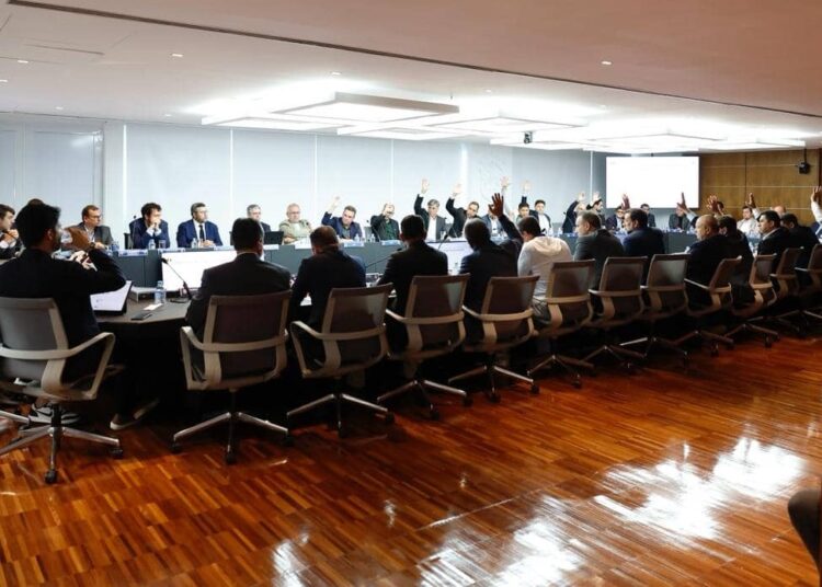 CBF cria programa de apoio financeiro para clubes da Série B e anuncia playoffs