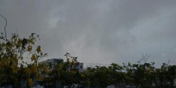 Defesa Civil de Aracaju emite alerta de risco moderado para chuvas e ventos intensos