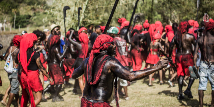 Lei reconhece Festa dos Lambe-Sujos e Caboclinhos como Bem de Interesse Cultural de Sergipe