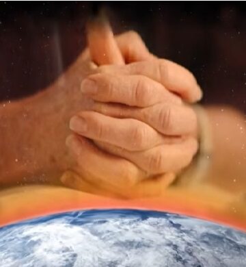 Deus fala com você  hoje e faz um alerta sobre confiar