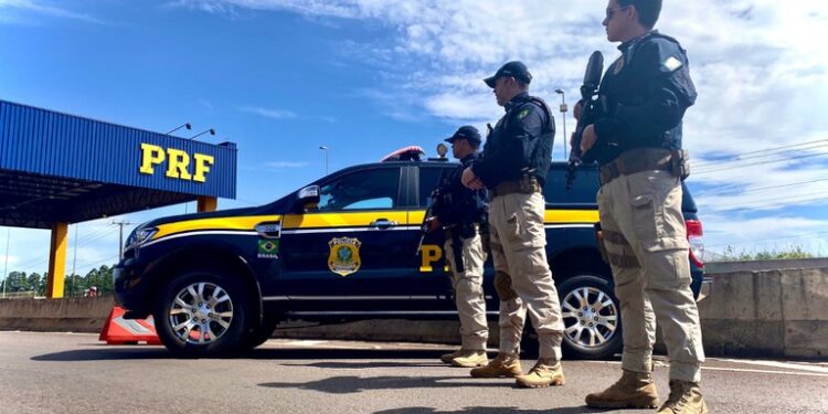 PRF inicia Operação Carnaval 2026 nas rodovias federais de Sergipe