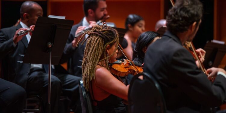 Teatro Tobias Barreto recebe concerto de estreia da Orquestra do Brasil Nordestino