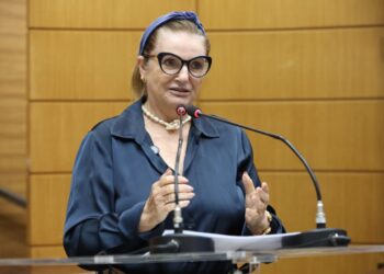 Áurea Ribeiro alerta para aumento de feminicídios em Sergipe e cobra ações