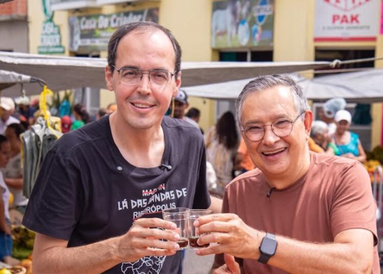 Em Ribeirópolis, Eduardo Amorim se reúne com o deputado Georgeo Passos e lideranças