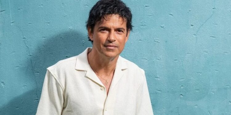 Jorge Vercillo se apresenta em Aracaju no dia 1º de maio com turnê comemorativa