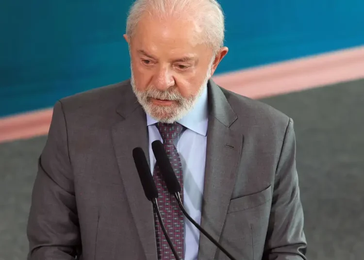 Lula critica uso da força por nações ricas para invadir outros países