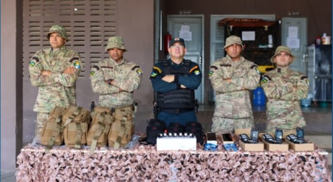 Batalhão de Polícia de Caatinga recebe equipamentos operacionais do Comandante Geral