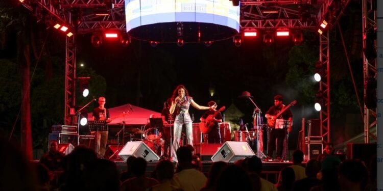 Show Delas abre as comemorações dos 171 anos de Aracaju com valorização de cantoras aracajuanas