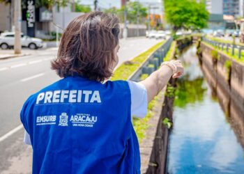 Prefeita acompanha ações após chuvas e reforça atendimento em bairros de Aracaju