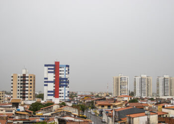 Sergipe mantém alerta de chuvas intensas até quarta-feira, 4