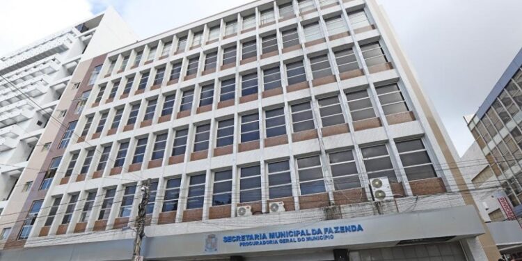 Empresários têm até esta esta terça-feira para garantir desconto na licença de funcionamento