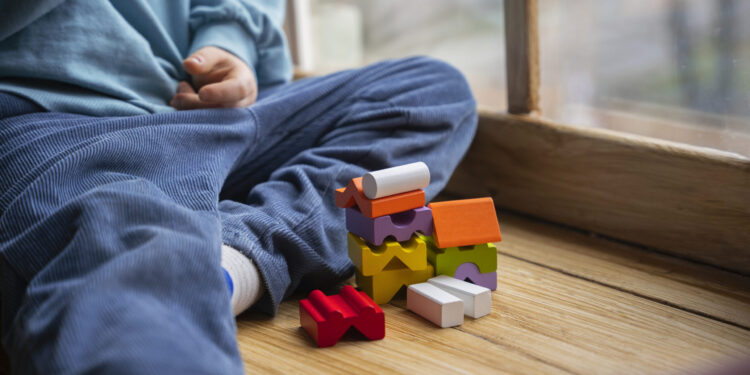 Alese promove ações do “Abril Azul” e realiza sessão especial sobre autismo