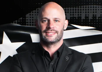 Botafogo oficializa contratação do técnico português Franclim Carvalho