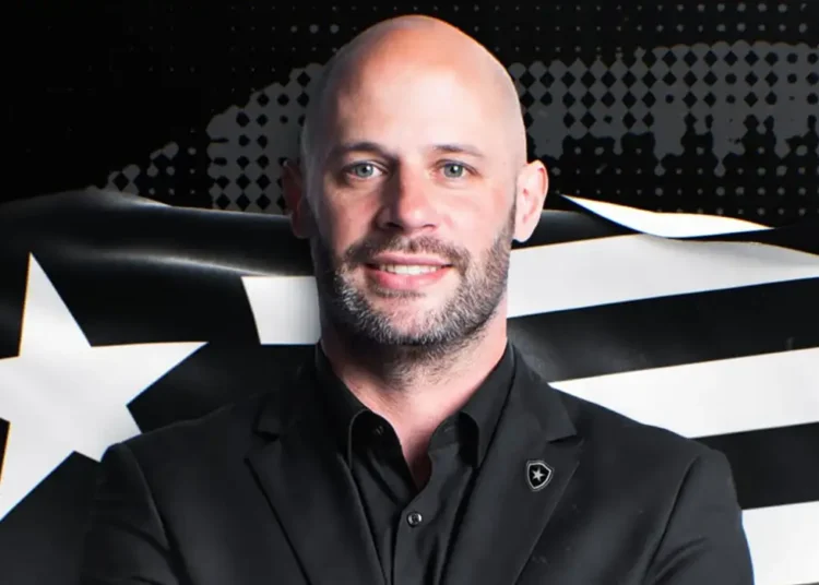 Botafogo oficializa contratação do técnico português Franclim Carvalho