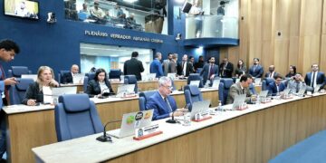 Câmara de Aracaju aprova projetos e requerimentos durante sessão ordinária