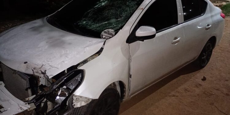 Colisão entre carro e motocicleta deixa ferido em Porto da Folha/SE