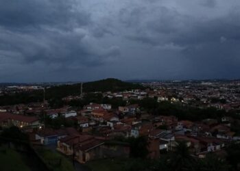 Defesa Civil alerta para risco de chuvas intensas em Aracaju