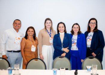 Prefeita Emília participa do 1º Seminário de Segurança do Paciente e reforça avanços na saúde