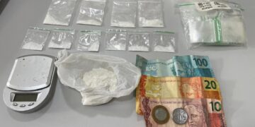 Polícia desarticula ponto de tráfico e prende mulher em Neópolis