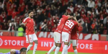 Internacional vence Fluminense no Beira-Rio e encerra jejum diante da torcida