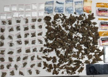 Polícia desarticula ponto de tráfico e prende suspeito em flagrante em Lagarto