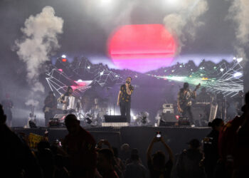 Terceira noite do Arraiá do Povo 2026 reúne música e cultura neste domingo na Orla da Atalaia