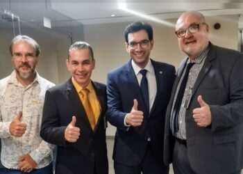 Deputado Léo Prates reforça junto a FITERT o apoio ao Piso Nacional dos Radialistas
