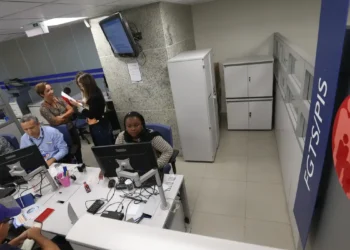 Nascidos em julho e agosto recebem abono salarial PIS/Pasep nesta segunda-feira, 15