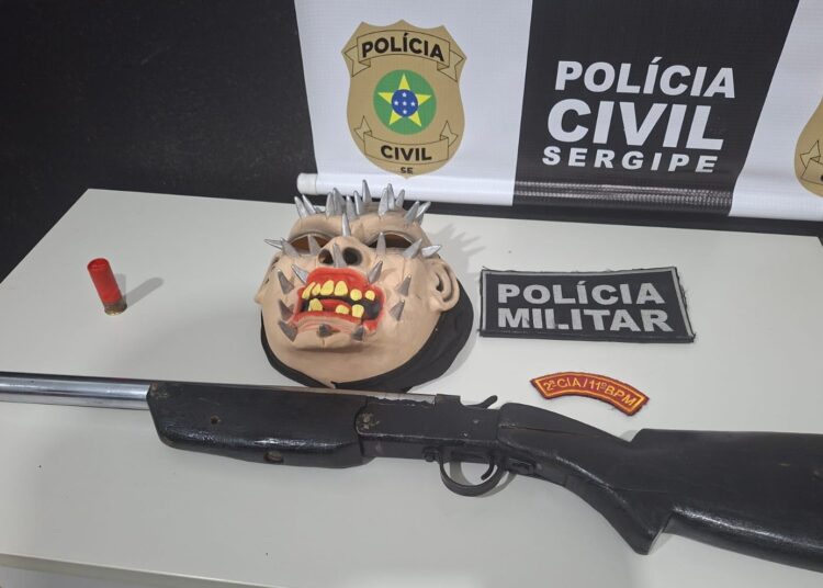 Polícia apreende espingarda calibre 12 durante averiguação de denúncia em Poço Verde