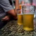 Consumo de álcool e tabaco pode causar danos graves à visão