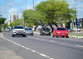Detran/SE alerta para prazo de licenciamento de veículos com placas final 8