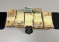 VEJA O VÍDEO: Homem é conduzido com cerca de R$ 65 mil durante abordagem em rodovia de Sergipe