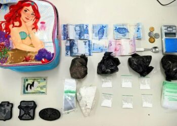 Homem é preso suspeito de tráfico de drogas no bairro 17 de Março, em Aracaju