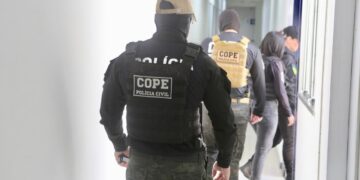 Polícia deflagra Operação Pecúnia para investigar contratos da Prefeitura de Aracaju