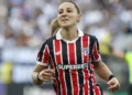 São Paulo vence Corinthians e fica a um empate do título do Brasileirão Feminino