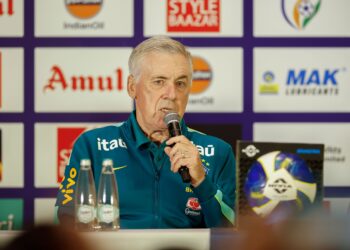 Ancelotti pede tranquilidade a jovens da Seleção antes de amistoso contra a Índia