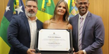 Câmara de Aracaju concede título de cidadã aracajuana à triatleta Flávia Marques Rezende