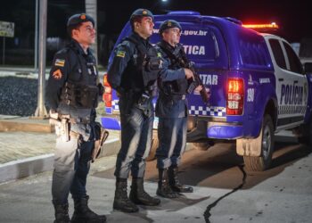 Dois homens são encaminhados à delegacia por suspeita de furto de fiação elétrica em Aracaju