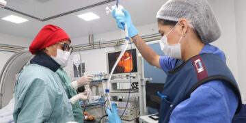 Huse realiza primeiro procedimento de colangioscopia com tecnologia SpyGlass em Sergipe