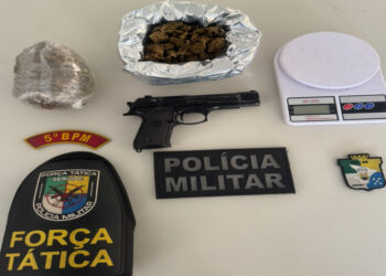 Polícia apreende drogas e simulacro de arma de fogo em Nossa Senhora do Socorro